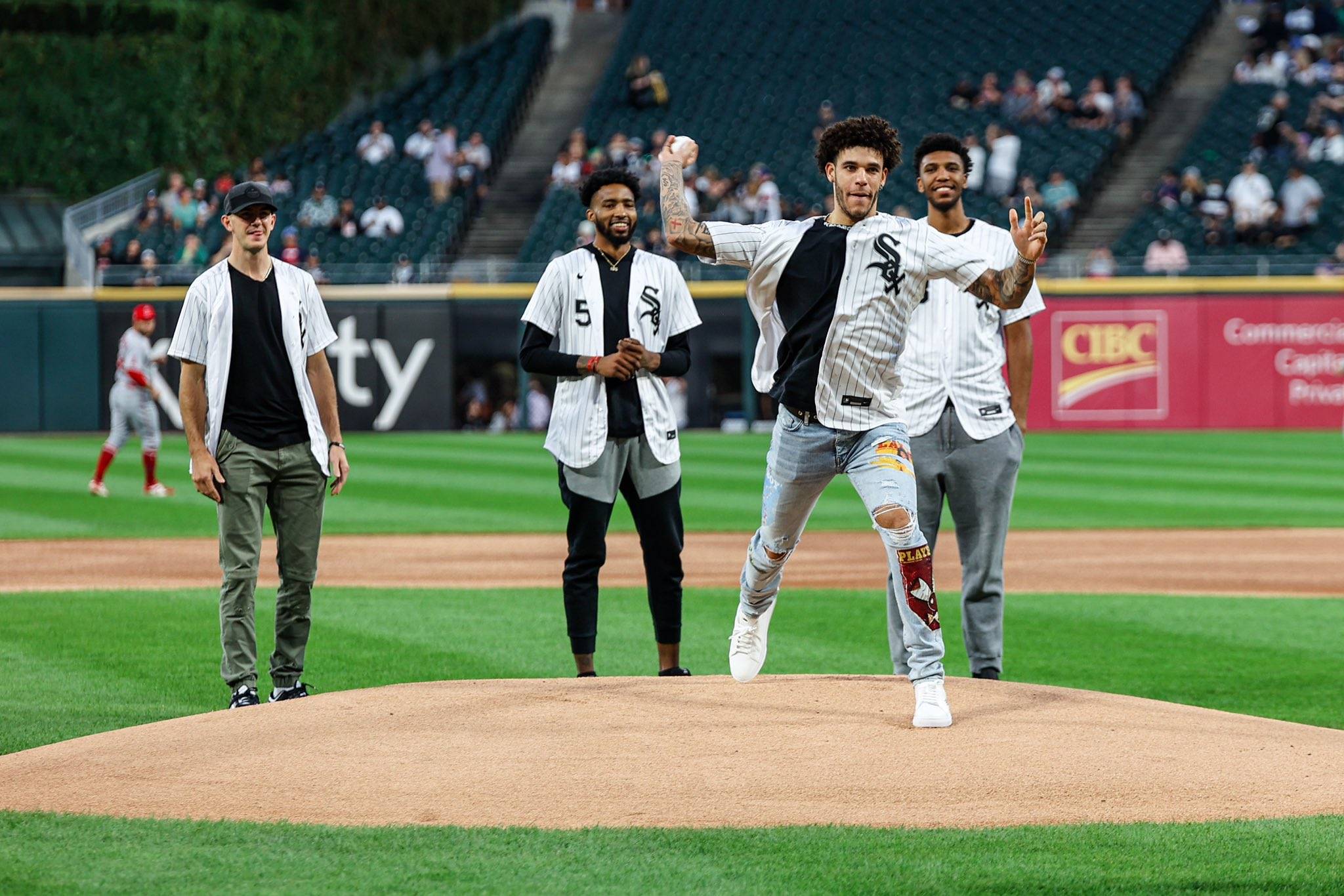 关于芝加哥公牛加时末段止住颓势，志在欧篮联名次提升，压力陡增，资深球员宣示担当的信息